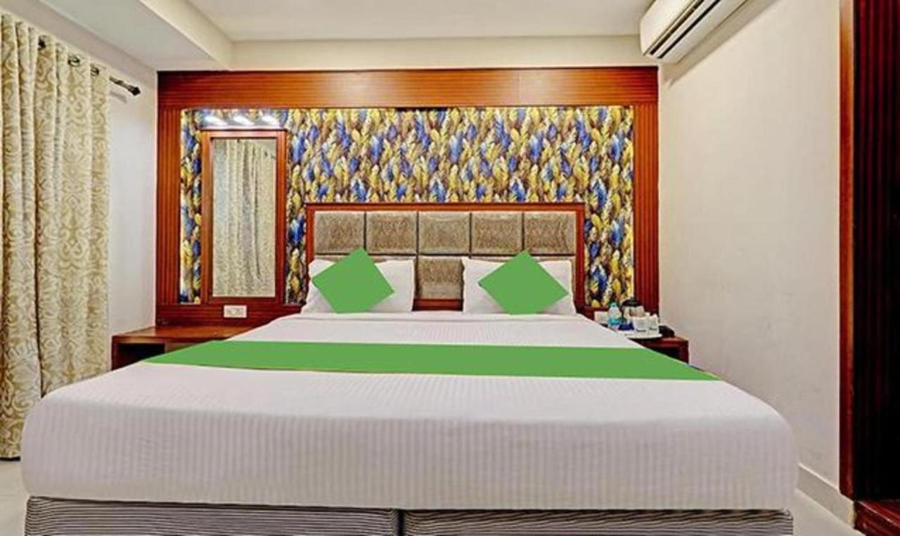 Pine Tree Boutique Hotel Chennai Eksteriør billede