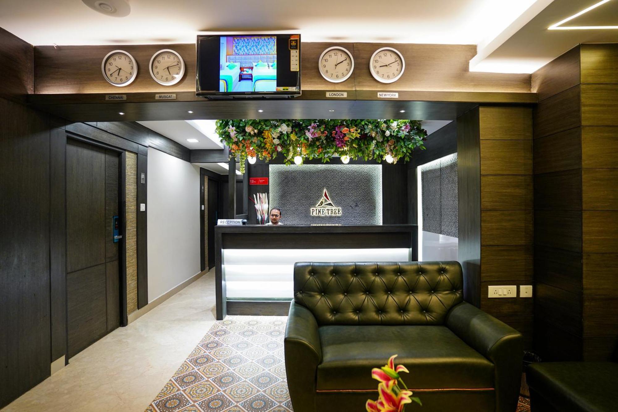 Pine Tree Boutique Hotel Chennai Eksteriør billede