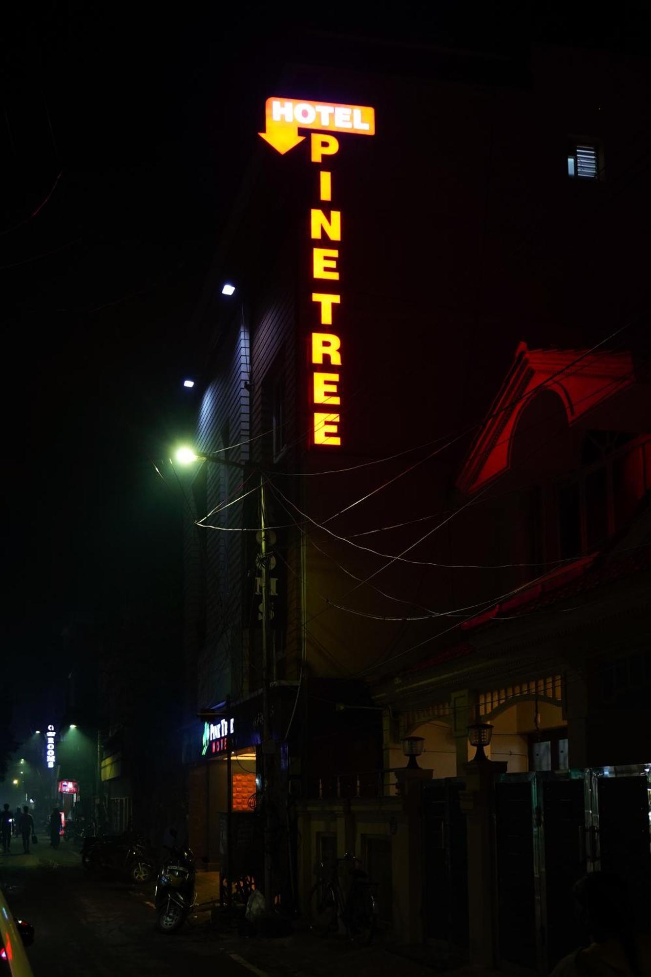 Pine Tree Boutique Hotel Chennai Eksteriør billede